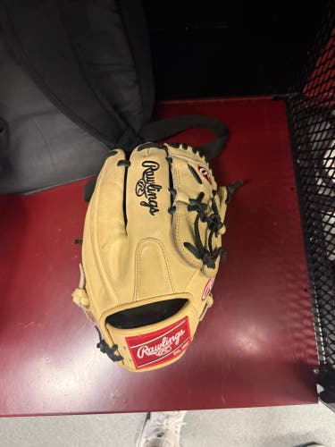 Rawlings RH Baseball Glove 12" (Used)