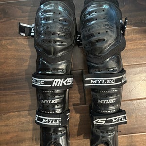 Senior  MK5 13" Shin Pads (Used)