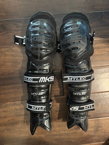 Senior  MK5 13" Shin Pads (Used)