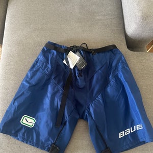 Pro stock Bauer pant shell XL Vancouver Canucks stick in rink-brand new