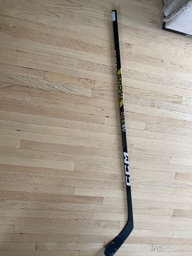 Senior CCM AS-570 Right Handed Hockey Stick P29 (Used)