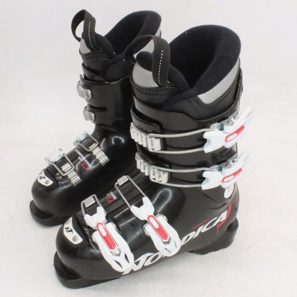 Nordica Doberman GP TJ Junior Ski Boots - Size 2.5 / Mondo 20.5 Used