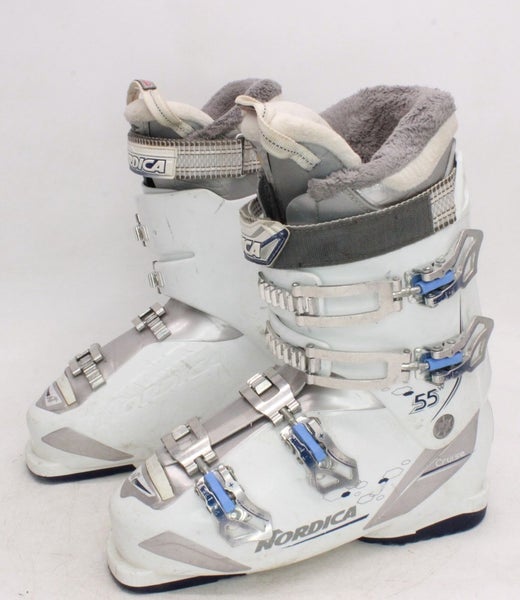 Nordica Cruise 55 Women's Ski Boots - Size 9.5 / Mondo 26.5 Used