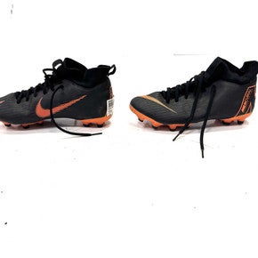 Used Nike Soccer Cleats Black Junior 04 11860-S000294317