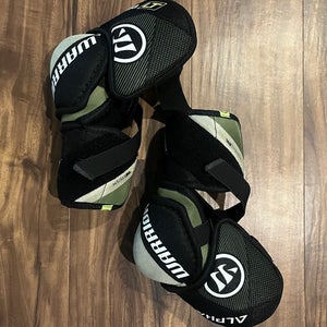 Senior Medium Warrior Alpha LT Elbow Pads (like new)