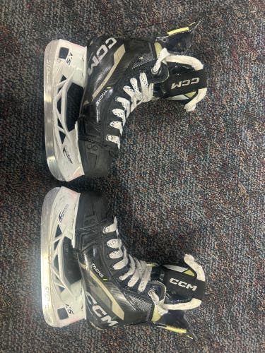 CCM AS-V Skates Size 1.5