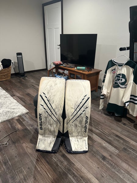 Bauer hyperlite goalie pads
