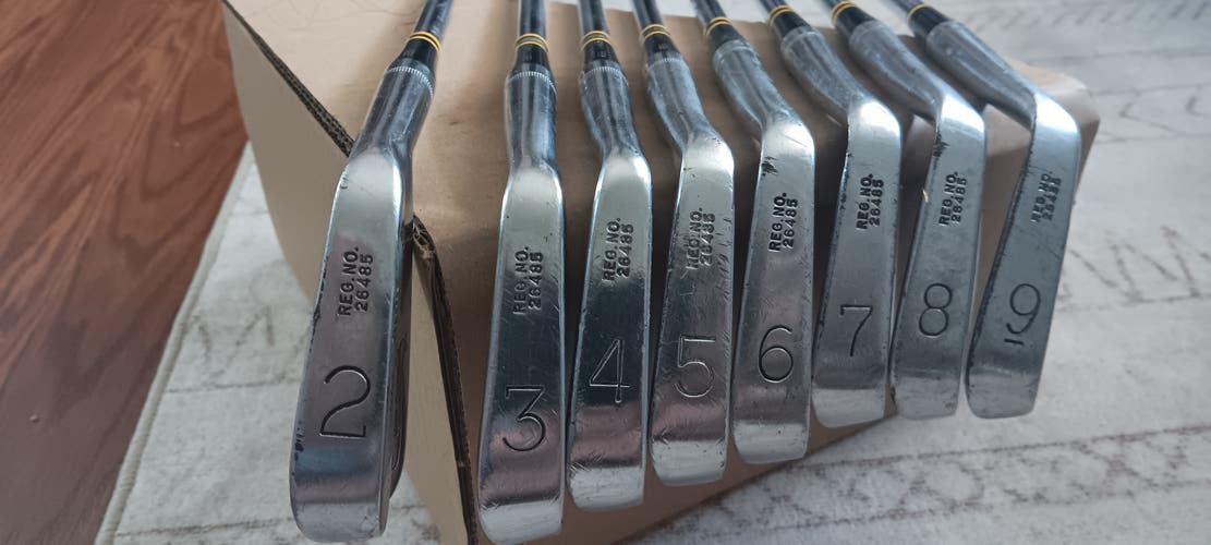 Wilson Sam Snead Blue Ridge 2i-9i Iron Set Blades - RH - True Temper Rocket Shafts