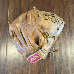 Shoeless Jane 1250 softball glove 12.5”