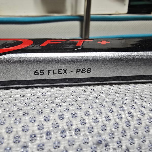 Intermediate CCM Ft+ Right Handed Hockey Stick