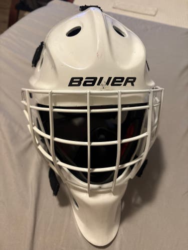 Senior Bauer NME 7 Goalie Mask (Used)
