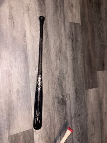 Louisville Slugger C243 Ash Bat (-3)  30.5 oz 33.5" (Used)