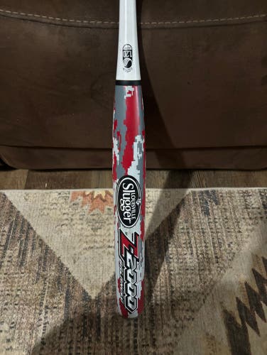 Louisville Slugger Z2000 Composite Bat (-8) 26 oz 34" (Used)