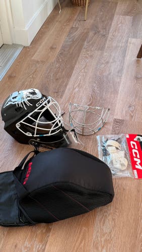 Senior CCM XF F9 Goalie Mask (Black - Medium)