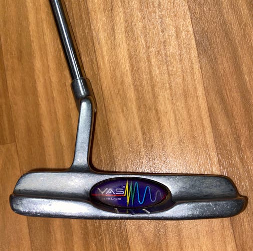 Cleveland Vas-1 Blade RH 35” Putter