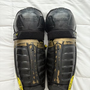 Intermediate CCM ASV Pro 13" Shin Pads (Used)