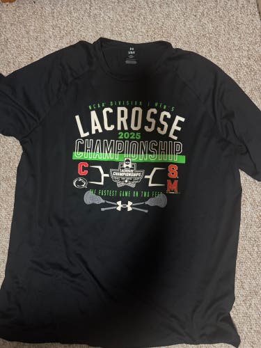 Black Large Men's Under Armour Shirt (New)