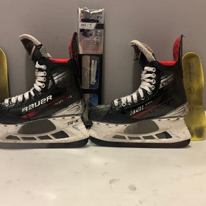 Bauer Vapor X4 Hockey Skates 7.5 Fit 1 (Used)