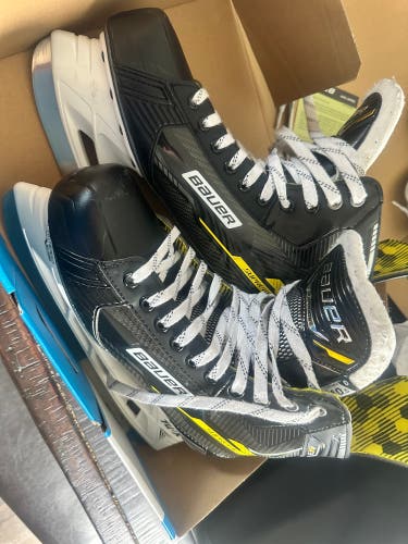 Bauer Supreme M3 Hockey Skates Extra Wide Width 10.5 (Used)