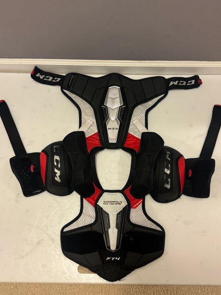 Junior Large CCM JetSpeed FT4 Pro Shoulder Pads  (Used)