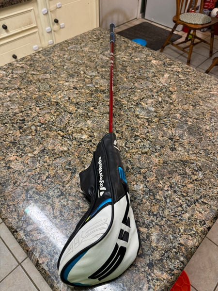 TaylorMade SIM2 MAX USA Right Handed Driver Stiff Flex 9 Loft (Used)