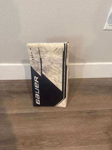 Bauer Vapor Hyperlite 2 Regular Pro Stock (Used)