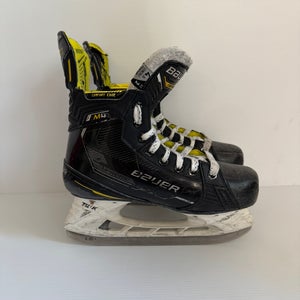 Used Bauer Supreme M4 Hockey Skates Size 4.5 Fit 2