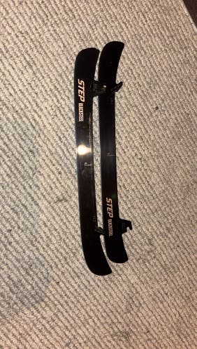 CCM Step steel 263 mm (New)