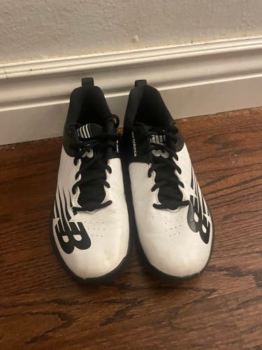 Black Unisex Size M 5.0 (W 6.0) Youth New Balance Shoes (Used)