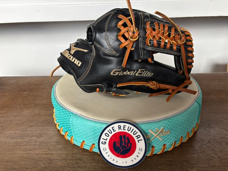 Mizuno RH Infield Global Elite VOP Baseball Glove 11.75" (Used)