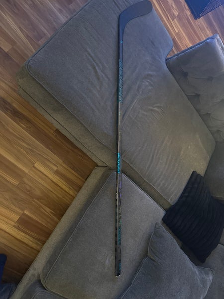 Senior Bauer Twitch Right Handed Hockey Stick P92  (Used)