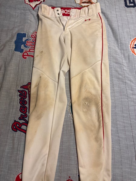 White Men's Adult Medium Under Armour Game Pants (Used)