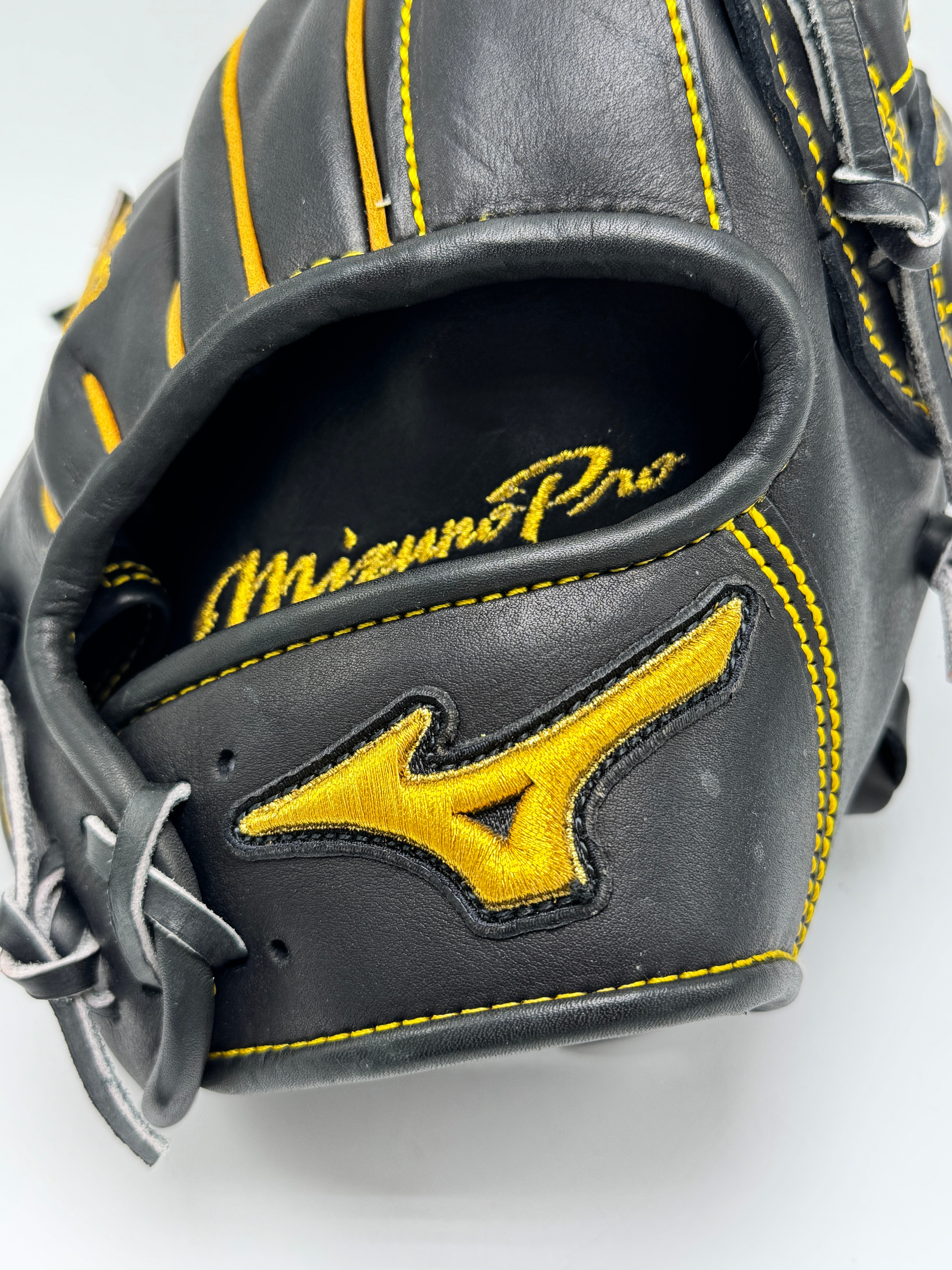 Mizuno Pro Baseball Glove Infield RH 11.75