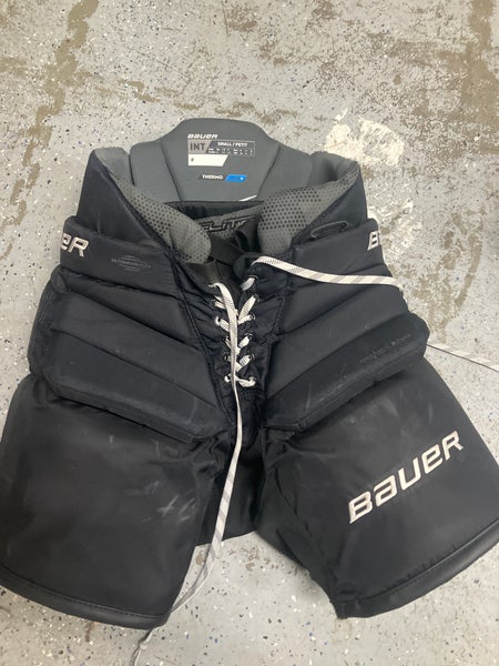 Intermediate Small 2024 Bauer Elite Hockey Goalie Pants Pro Stock (Used)