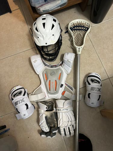 Higher end lacrosse equipment. Full set up. Meets NOCSAE standards. M/l