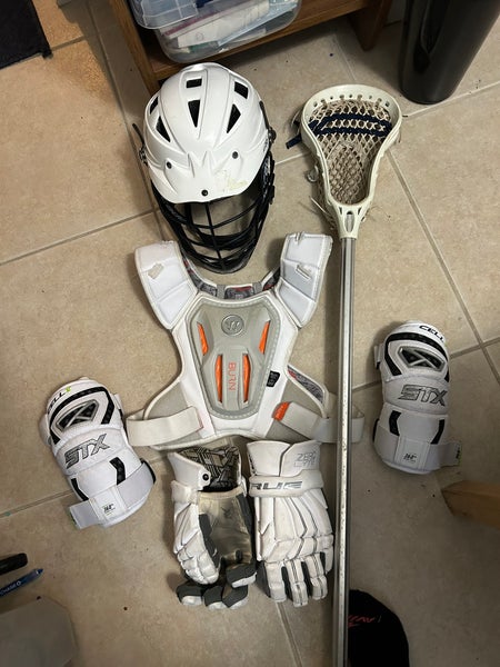 Higher end lacrosse equipment. Full set up. Meets NOCSAE standards. M/l