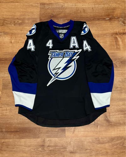Reebok Edge 1.0 Vincent Lecavalier Tampa Bay Lightning Jersey Signed MiC 7187A
