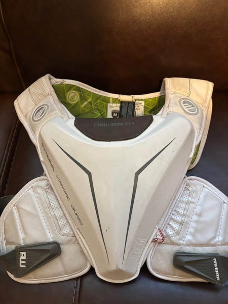 Medium Adult Maverik M5 Speed Pad Shoulder Pads (Used)