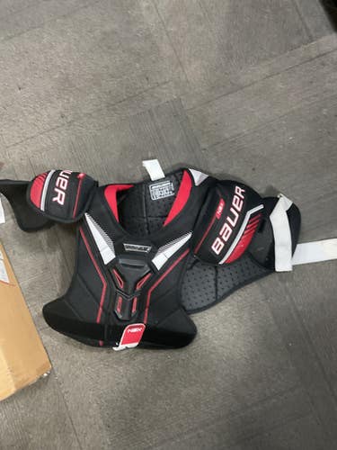 Used Bauer NSX Senior Shoulder Pads LG 11614-S000217552