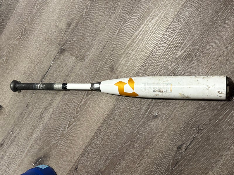 DeMarini CF Composite Bat (-8) 22 oz 30" (Used)