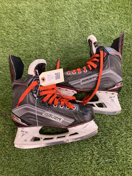 Junior Bauer Vapor X700 Hockey Skates Regular Width Size 5 (Used)