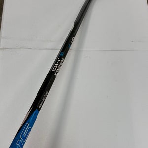 Intermediate Bauer Hockey Stick Right Handed P28 (Used)