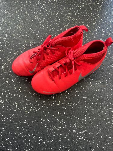 Used Nike Soccer Cleats Red Junior 02.5 11849-S000029760