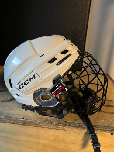 Ccm Tacks 720 helmet