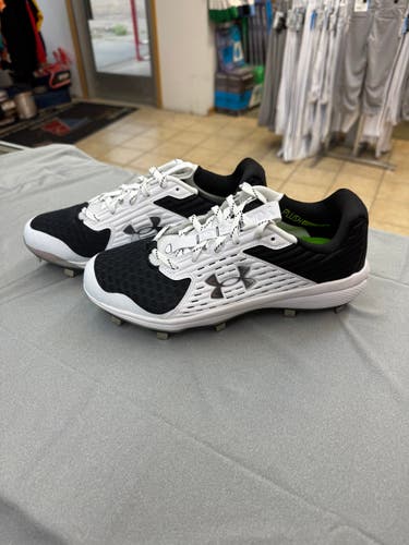 Under Armour Yard MT Metal Baseball Cleats - Size 7