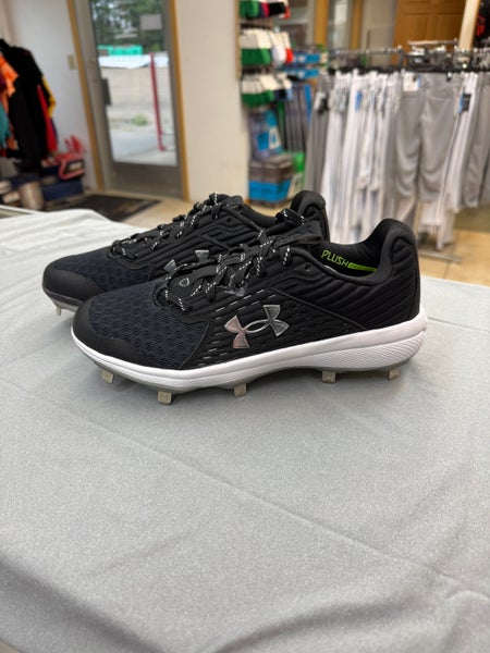 Under Armour Yard MT Metal Baseball Cleats - Size 7