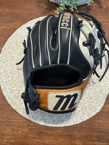 Marucci baseball glove