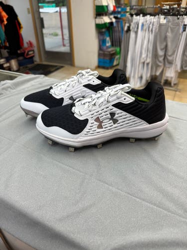Under Armour Yard MT Metal Baseball Cleats - Size 6.5