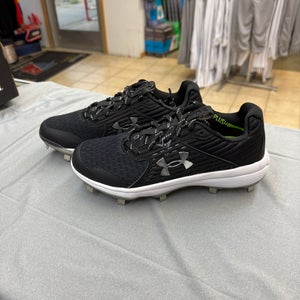 Under Armour Metal Baseball Cleats - Size 6.5