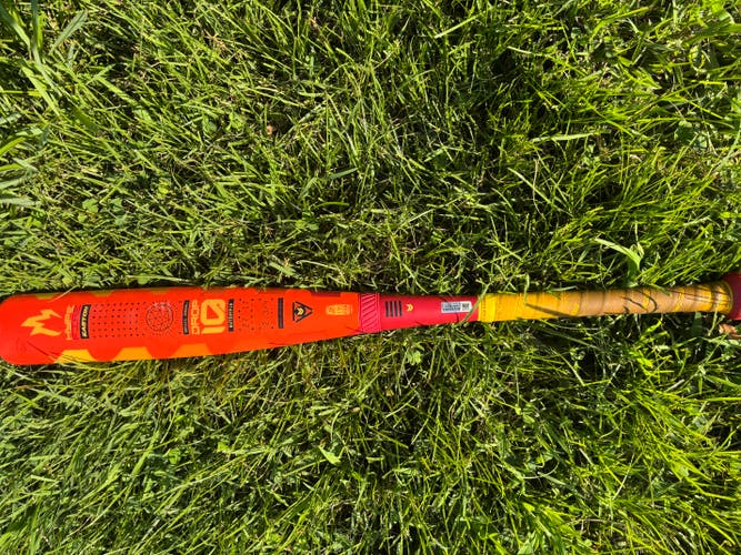 2025 Easton Hype Fire Composite USSSA Certified Bat (-10) 17 oz 27" (Used)